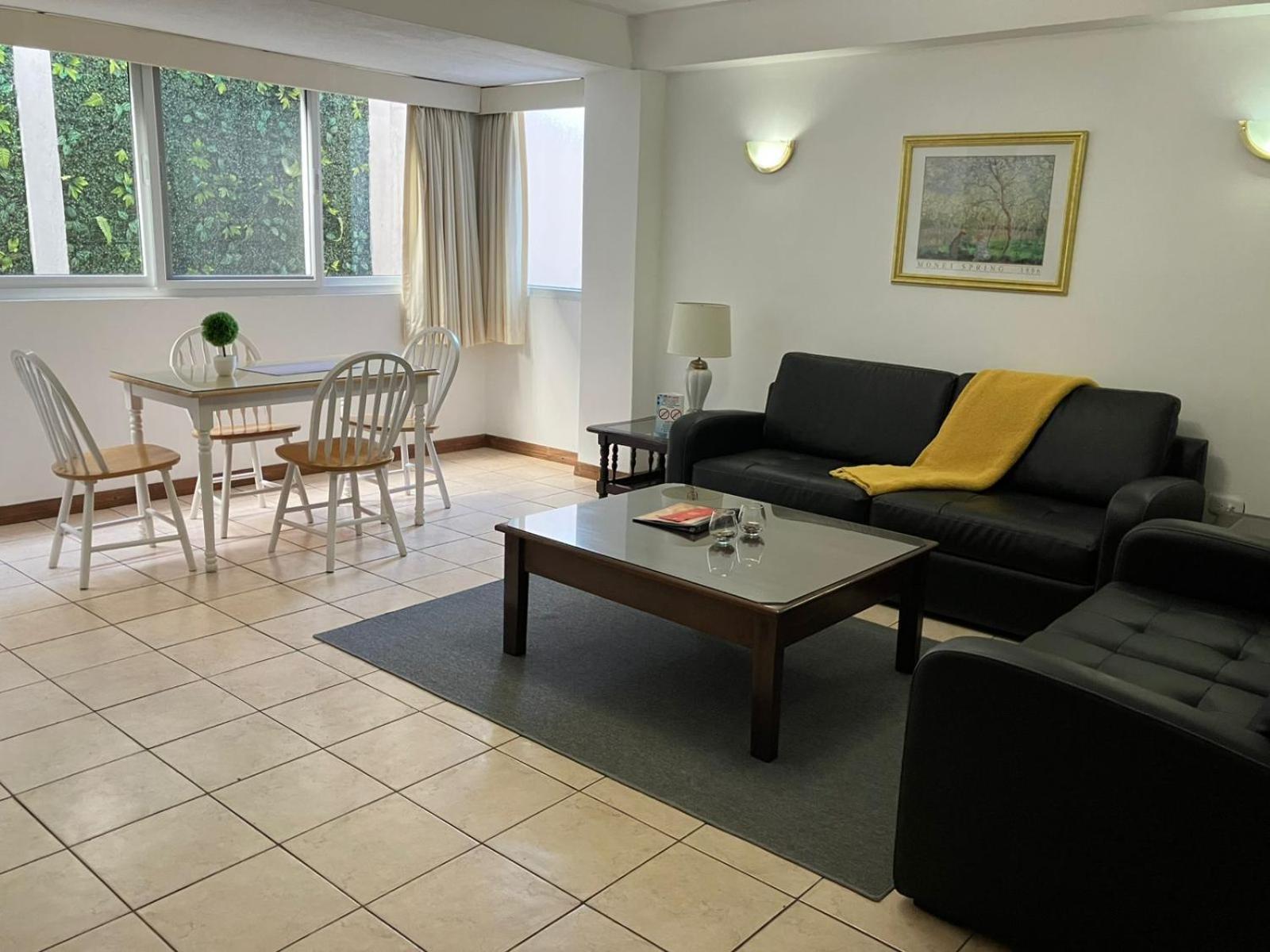 Apartamentos Reforma Guatemala City Exterior photo